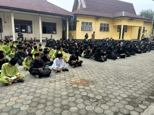 MTsN 3 Kampar memperingati Isra’ Mi’raj Nabi Muhammad SAW