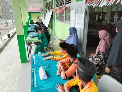 Semarak Maulid Nabi Muhammad SAW, MTsN 3 Kampar Gelar Lomba Azan dan Cerdas Cermat Antar Kelas